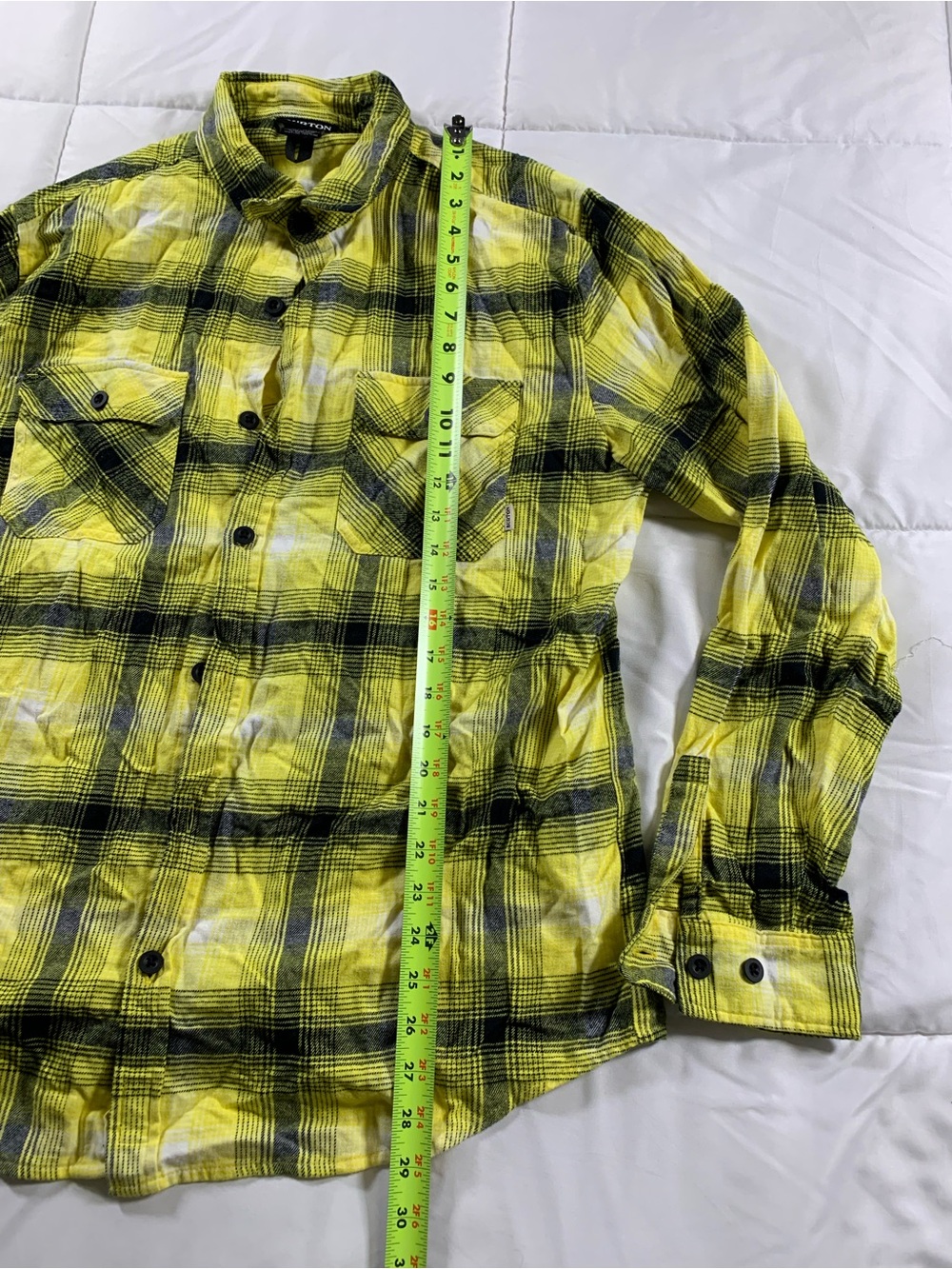 Like new BURTON flannel shirt mens size L - Picture 2 of 5